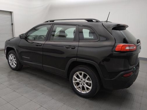 Brilliant Black Crystal Pearlcoat 2016 Jeep Cherokee Sport