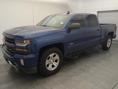 Deep Ocean Blue Metallic 2017 Chevrolet Silverado 1500 2LT