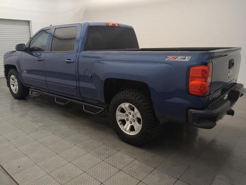 Deep Ocean Blue Metallic 2017 Chevrolet Silverado 1500 2LT