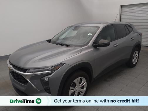 Sterling Gray Metallic 2025 Chevrolet Trax LS