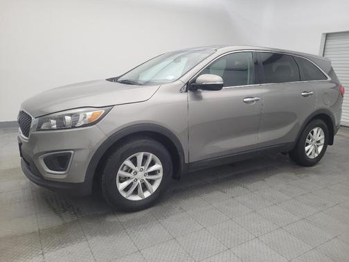 2017 Kia Sorento L