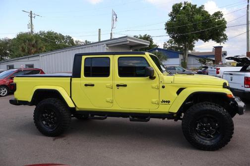 Yellow 2023 Jeep Gladiator Sport