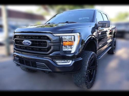 Black 2021 Ford F-150 XLT