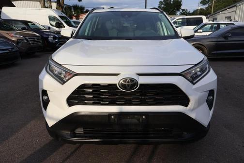 White 2019 Toyota RAV4 XLE