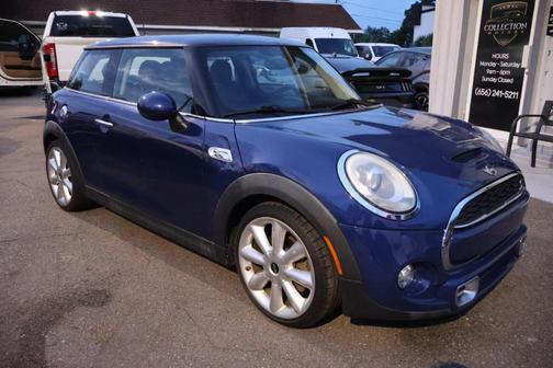 Blue 2015 MINI Hardtop Cooper S