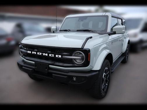 Gray 2023 Ford Bronco