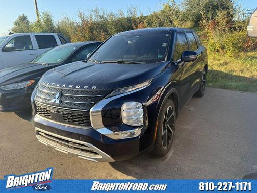 2022 Mitsubishi Outlander SE