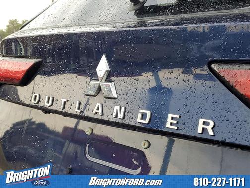 2022 Mitsubishi Outlander SE