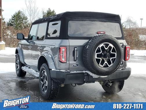 2024 Ford Bronco Outer Banks