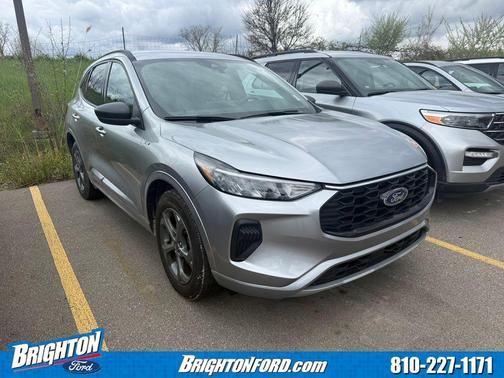 Silver Metallic 2024 Ford Escape ST-Line