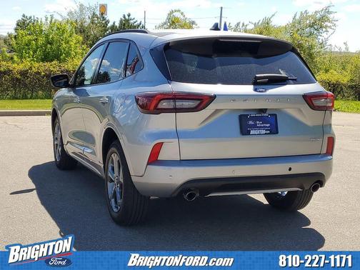 Silver Metallic 2024 Ford Escape ST-Line