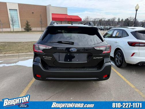 2023 Subaru Outback Premium