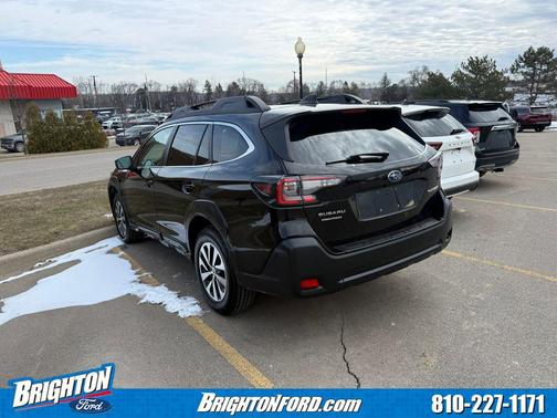 2023 Subaru Outback Premium