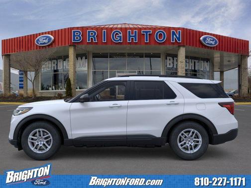 Space White Metallic 2026 Ford Explorer Active