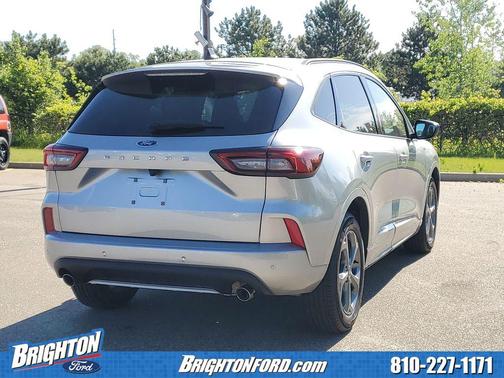 Silver Metallic 2023 Ford Escape ST-Line