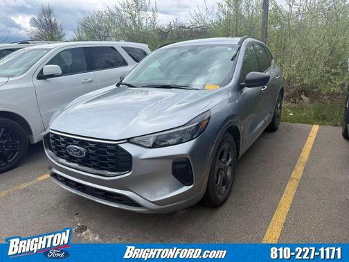 Silver Metallic 2023 Ford Escape ST-Line