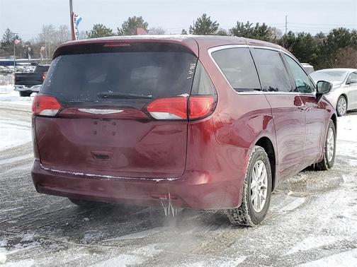 2017 Chrysler Pacifica Touring