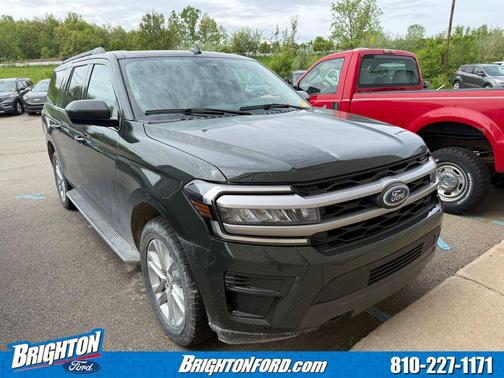 Green Metallic 2022 Ford Expedition Max XLT