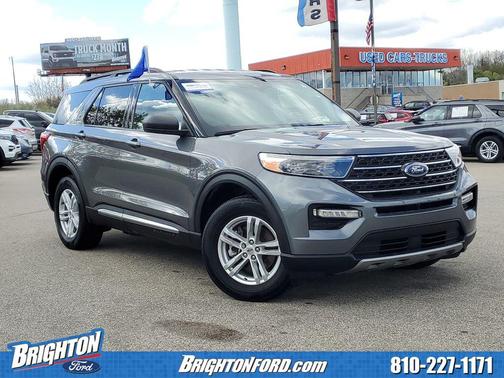 Carbonized Gray Metallic 2024 Ford Explorer XLT