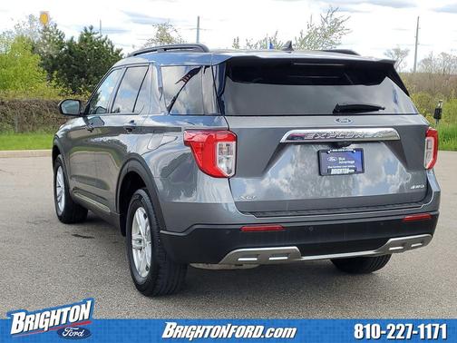 Carbonized Gray Metallic 2024 Ford Explorer XLT