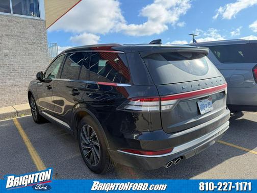 Infinite Black Metallic Clearcoat 2025 Lincoln Aviator Premiere