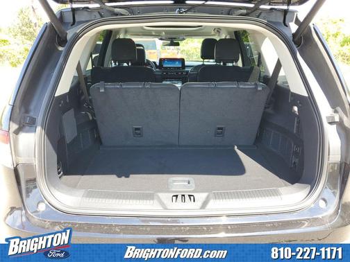 Infinite Black Metallic Clearcoat 2025 Lincoln Aviator Premiere