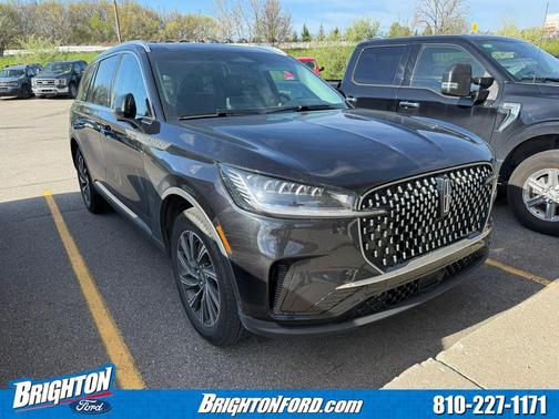 Infinite Black Metallic Clearcoat 2025 Lincoln Aviator Premiere