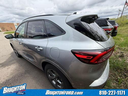 Iconic Silver Metallic 2024 Ford Escape ST-Line