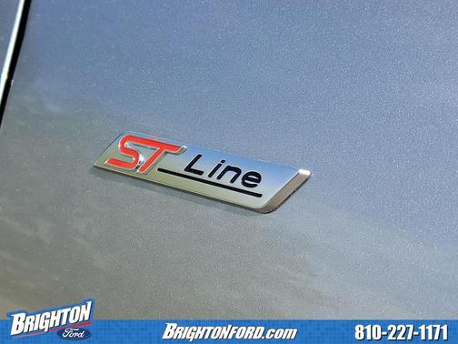 Iconic Silver Metallic 2024 Ford Escape ST-Line