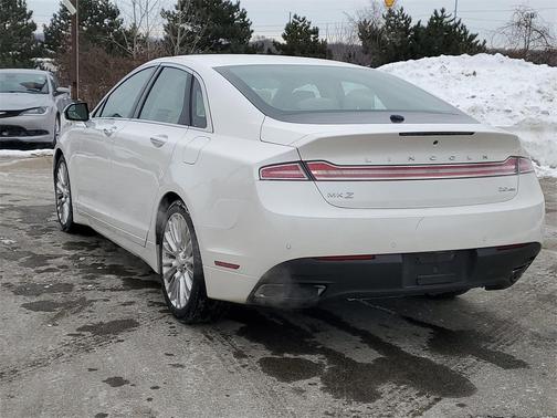2015 Lincoln MKZ Base