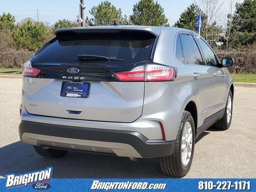 Silver Metallic 2023 Ford Edge SEL