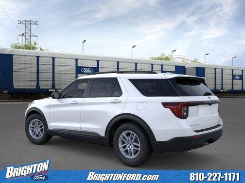 Star White Metallic Tri-Coat 2026 Ford Explorer Active