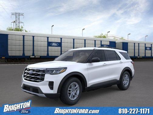 Star White Metallic Tri-Coat 2026 Ford Explorer Active