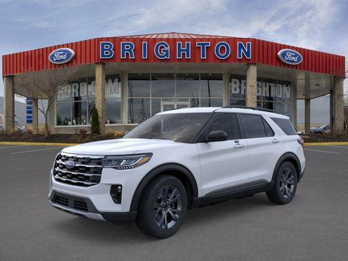 Space White Metallic 2026 Ford Explorer Active