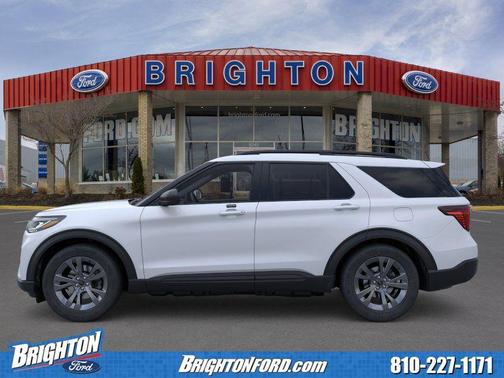Space White Metallic 2026 Ford Explorer Active