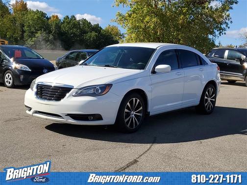 2013 Chrysler 200 Touring