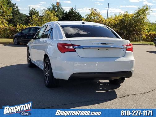 2013 Chrysler 200 Touring