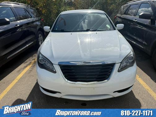 2013 Chrysler 200 Touring