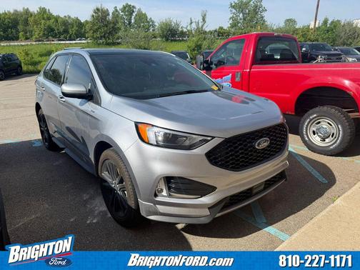 Silver Metallic 2024 Ford Edge ST Line