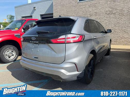 Silver Metallic 2024 Ford Edge ST Line