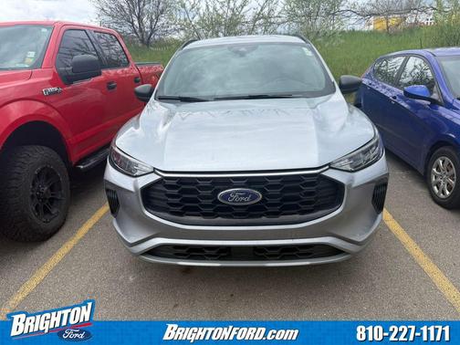 Silver Metallic 2024 Ford Escape ST-Line