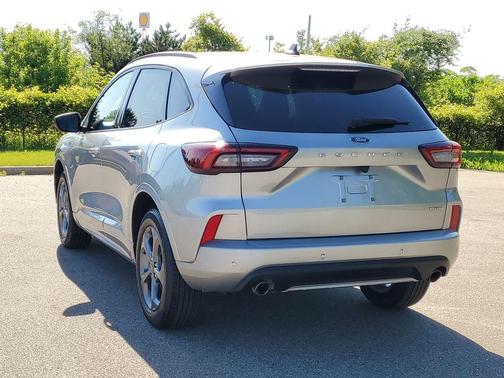 Silver Metallic 2024 Ford Escape ST-Line