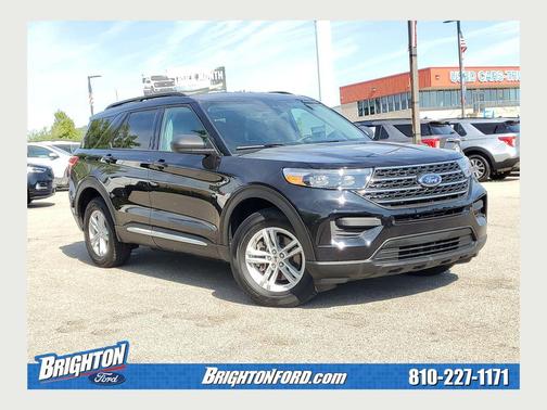 Black Metallic 2024 Ford Explorer XLT