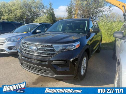 Black Metallic 2024 Ford Explorer XLT