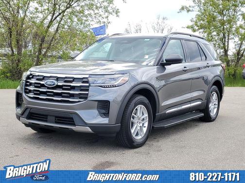 Carbonized Gray Metallic 2025 Ford Explorer Active