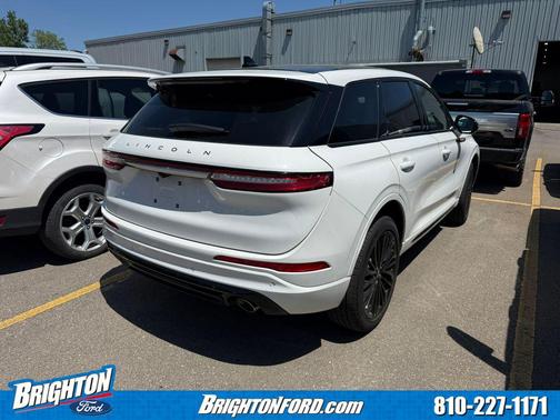 White Metallic 2024 Lincoln Corsair Premiere