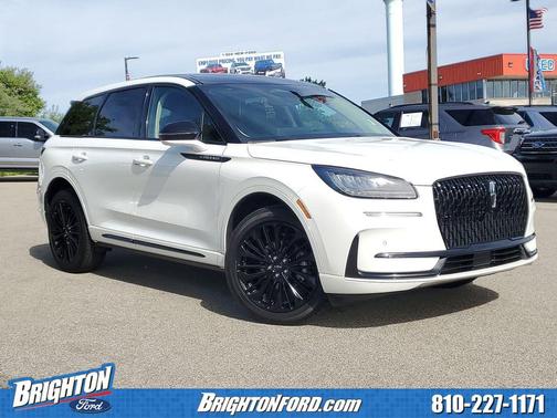 White Metallic 2024 Lincoln Corsair Premiere