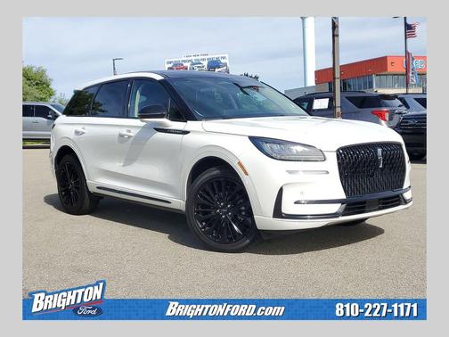 White Metallic 2024 Lincoln Corsair Premiere