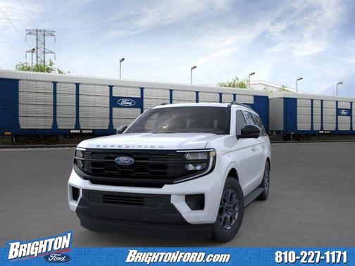 Oxford White 2026 Ford Expedition Active