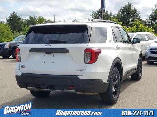 Star White Metallic Tri-Coat 2024 Ford Explorer Timberline